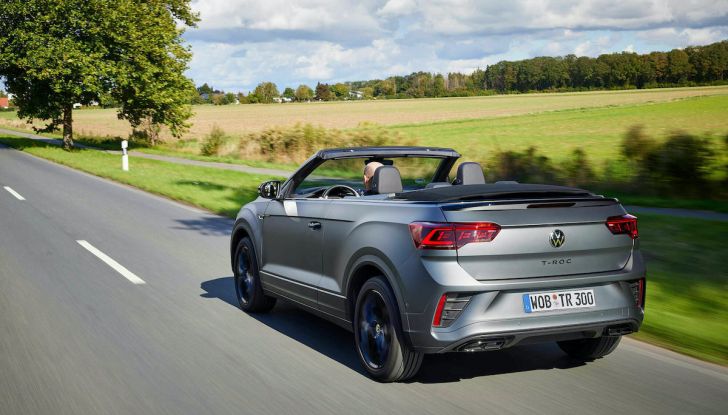 Volkswagen T-Roc Cabriolet, arriva la versione limitata “Edition Grey” - Foto 11 di 18