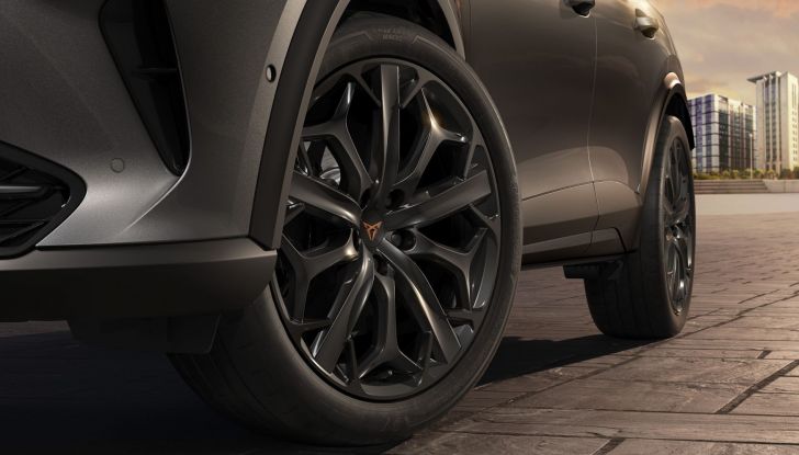 Cupra Formentor e Ateca Tribe Edition: tema dark in versione speciale, ora anche in Italia - Foto 6 di 8
