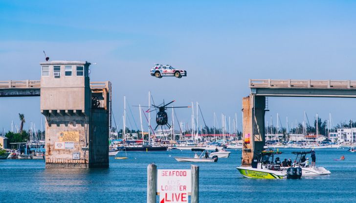 Gymkhana 2022: siete pronti a saltare un elicottero con una Subaru? - Foto 3 di 15