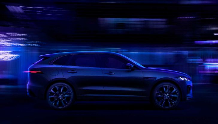 Jaguar F-Pace 2023: più autonomia per la P400e ibrida plug-in - Foto 7 di 11