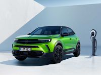 Opel Mokka Electric: il MY2023 aumenta l’autonomia fino a 406 km