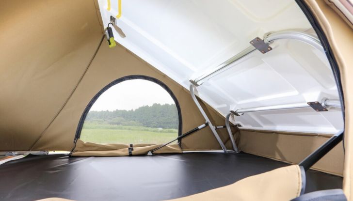 Suzuki Jimny: la giapponese Kamado lo trasforma in un camper in miniatura - Foto 11 di 11