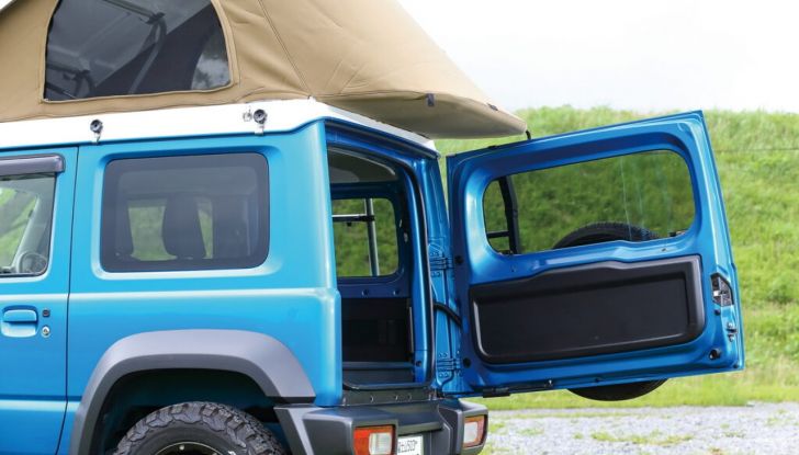 Suzuki Jimny: la giapponese Kamado lo trasforma in un camper in miniatura - Foto 9 di 11