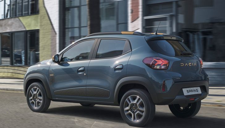 Dacia Spring: nuovo allestimento Extreme per la gamma 2023 - Foto 2 di 3