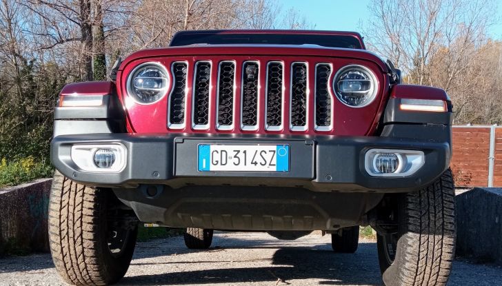 Jeep Gladiator test drive dell’infaticabile pick-up - Foto 11 di 17