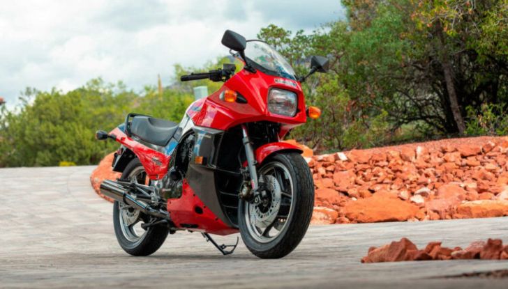 Kawasaki GPZ900R di Top Gun: all’asta un esemplare pre-serie nuovo di zecca! - Foto 2 di 6