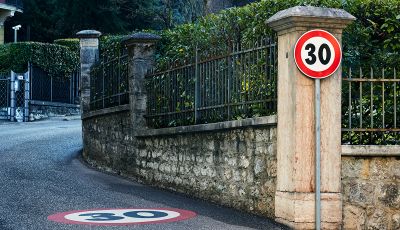 Dal 2024 a Milano limite di velocità in città a 30 km/h!