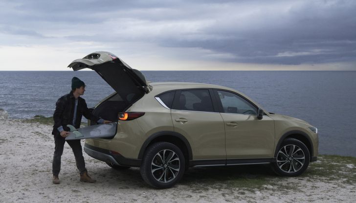 Mazda CX-5 2023: disponibile anche in versione mild-hybrid - Foto 7 di 10