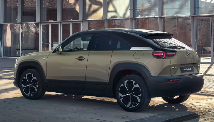 Mazda MX-30 e-Skyactiv R-EV premiata con cinque stelle dall’Euro NCAP - Foto 2 di 8