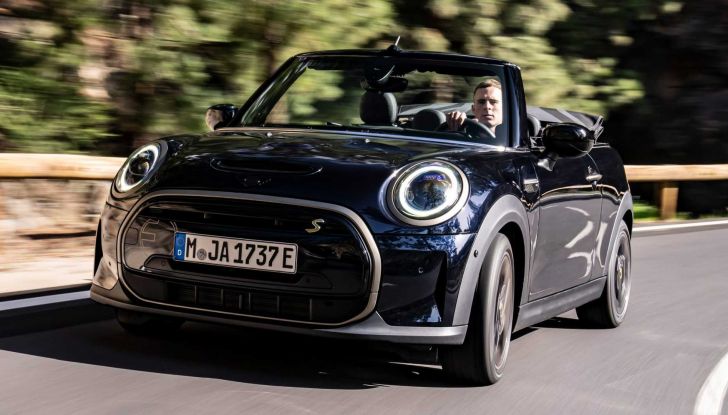 Mini Cooper SE Cabrio: l’elettrica en-plein air! - Foto 4 di 11