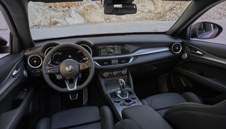 Alfa Romeo nuove Giulia e Stelvio MY2023 prova su strada - Foto 13 di 13