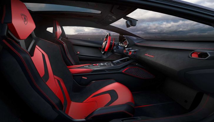 Le ultime Lamborghini V12 si chiamanono Autentica e Invencible - Foto 16 di 16