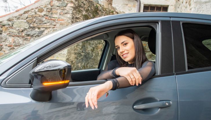 Mazda2 2022 prova su strada, dati tecnici e prestazioni - Foto 2 di 24