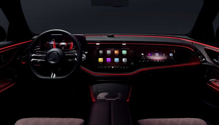 Mercedes aggiunge TikTok sull’infotainment della Nuova Classe E - Foto 4 di 8