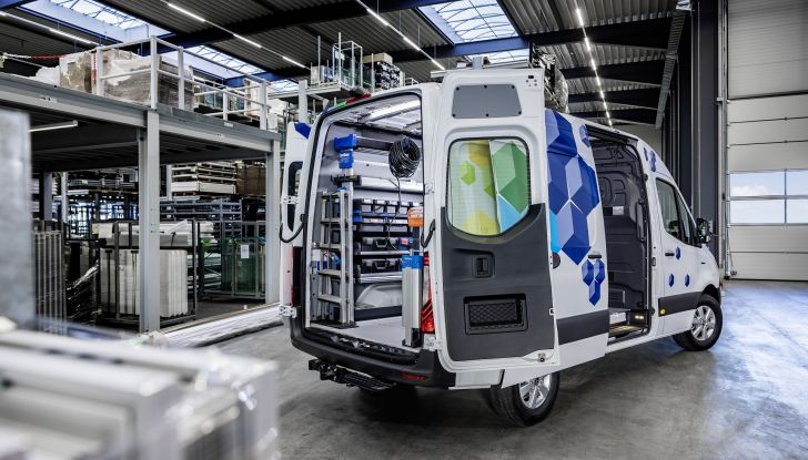 Mercedes eSprinter 2023: il furgone elettrico si aggiorna - Foto 13 di 16