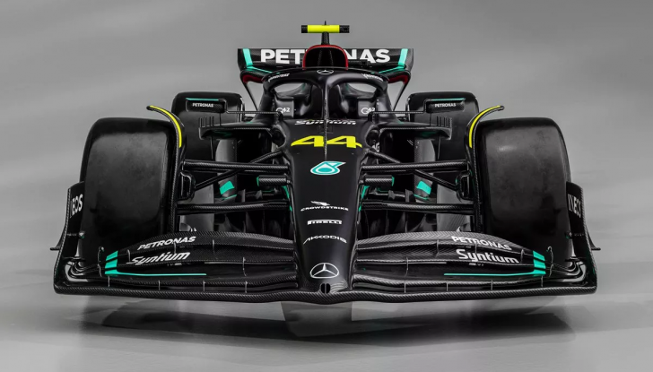F1 2023: presentata la Mercedes W14 di Hamilton e Russell - Foto 4 di 8