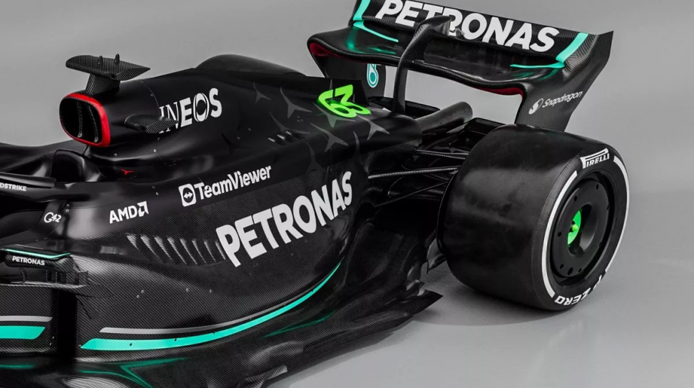 Ecco la nuova Mercedes F1 W14: l'arma della riscossa di Hamilton e Russell