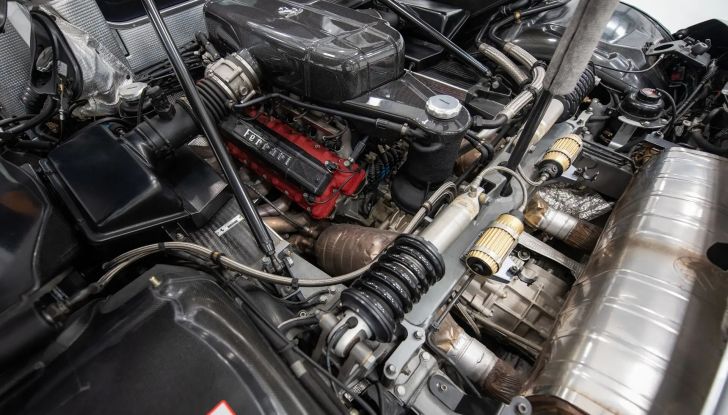 RM Sotheby’s, in vendita una Ferrari Enzo in Argento Nürburgring nuova! - Foto 11 di 12