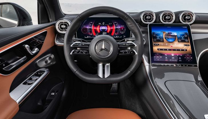 Mercedes GLC Coupé 2023: l’elettrificazione si fa elegante e raffinata - Foto 3 di 9