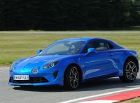 Alpine A110 Targa: la gamma potrebbe ampliarsi con una nuova versione