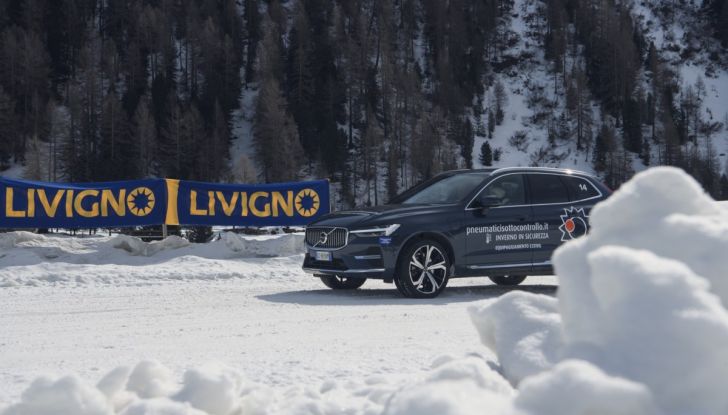 L’importanza di usare gli pneumatici invernali: dalla teoria alla pratica - Foto 21 di 42