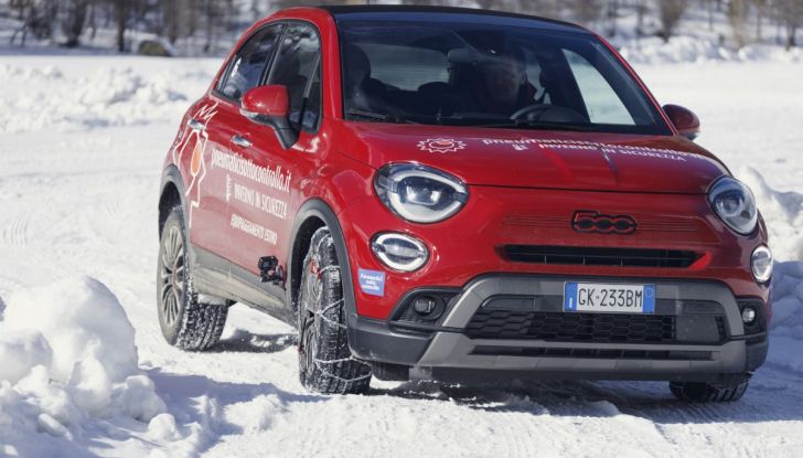 L’importanza di usare gli pneumatici invernali: dalla teoria alla pratica - Foto 28 di 42