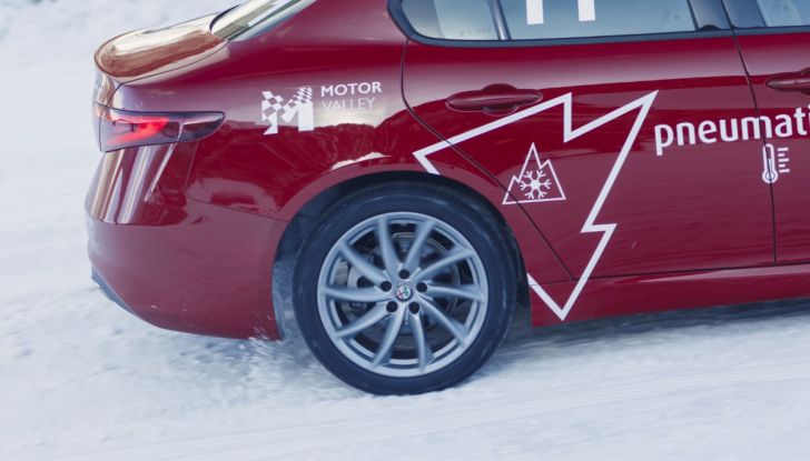 L’importanza di usare gli pneumatici invernali: dalla teoria alla pratica - Foto 40 di 42