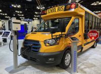 Ford E-Transit diventa uno scuolabus 100% elettrico