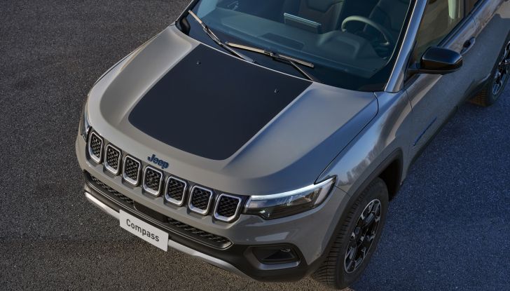 Jeep Renegade e Compass Upland Cross e High Altitude ora ordinabili in Italia - Foto 10 di 28