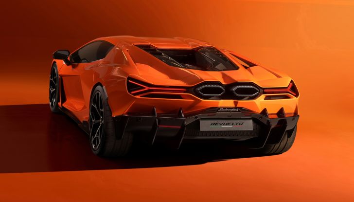Lamborghini Revuelto conquista tutti: è già sold out per i primi due anni - Foto 43 di 56