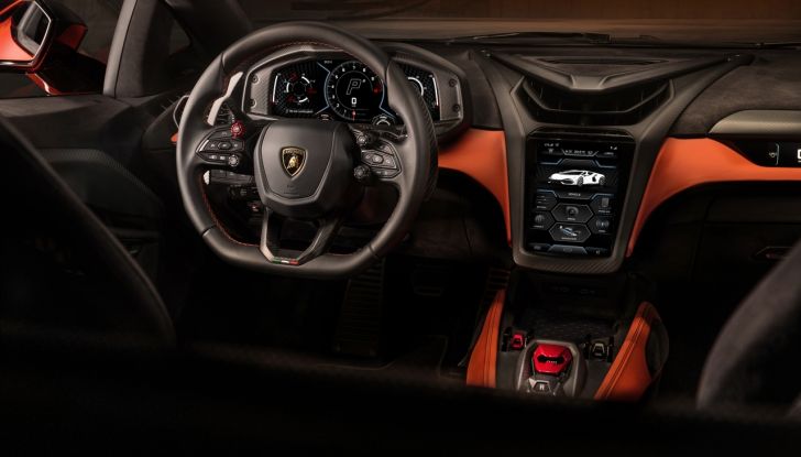 Lamborghini Revuelto conquista tutti: è già sold out per i primi due anni - Foto 28 di 56