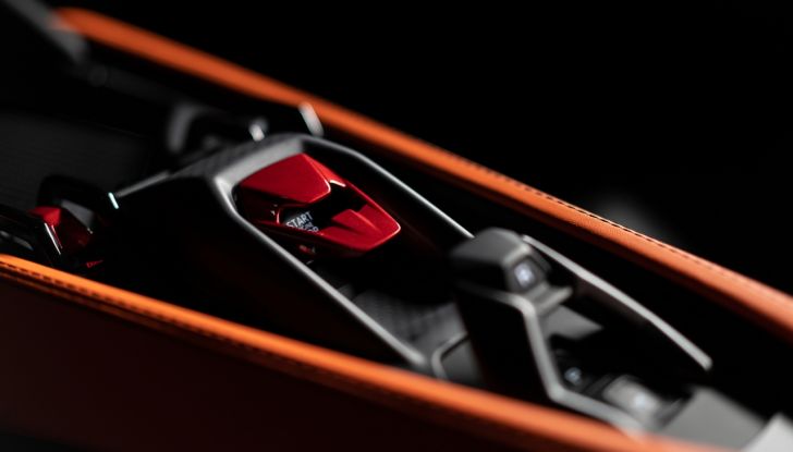 Lamborghini Revuelto conquista tutti: è già sold out per i primi due anni - Foto 25 di 56