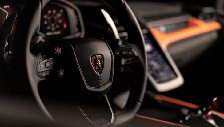 Lamborghini Revuelto conquista tutti: è già sold out per i primi due anni - Foto 22 di 56