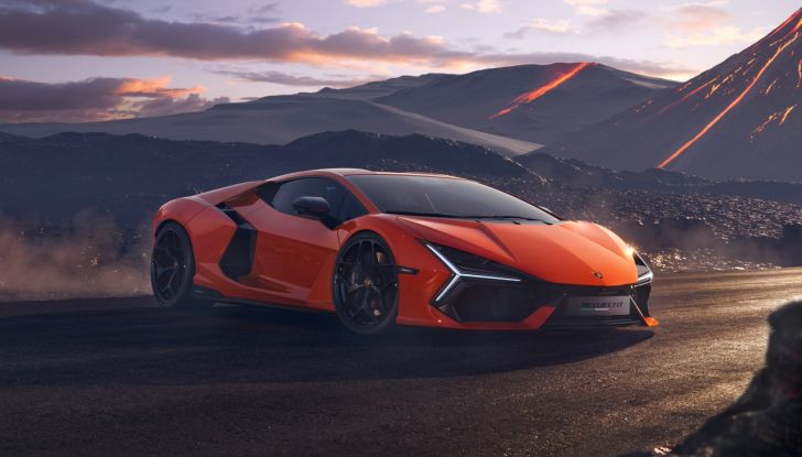 Lamborghini Revuelto conquista tutti: è già sold out per i primi due anni - Foto 52 di 56