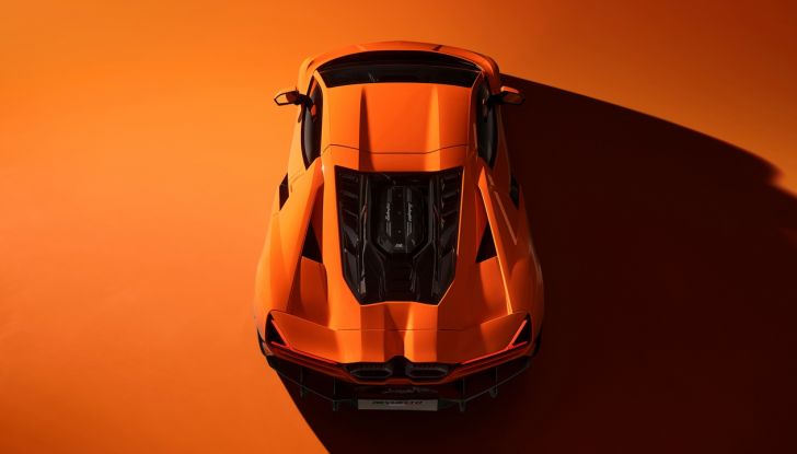 Lamborghini Revuelto conquista tutti: è già sold out per i primi due anni - Foto 49 di 56