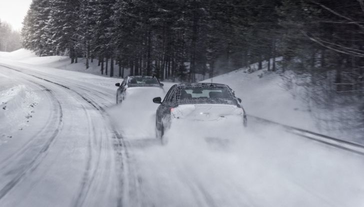 BMW i5: la prima Serie 5 100% elettrica conclude i test invernali - Foto 59 di 89