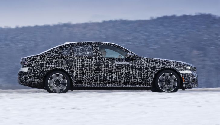 BMW i5: la prima Serie 5 100% elettrica conclude i test invernali - Foto 18 di 89