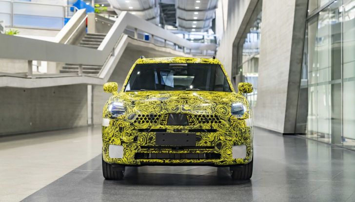 Mini Countryman: la nuova generazione elettrica verrà prodotta a Lipsia - Foto 27 di 36