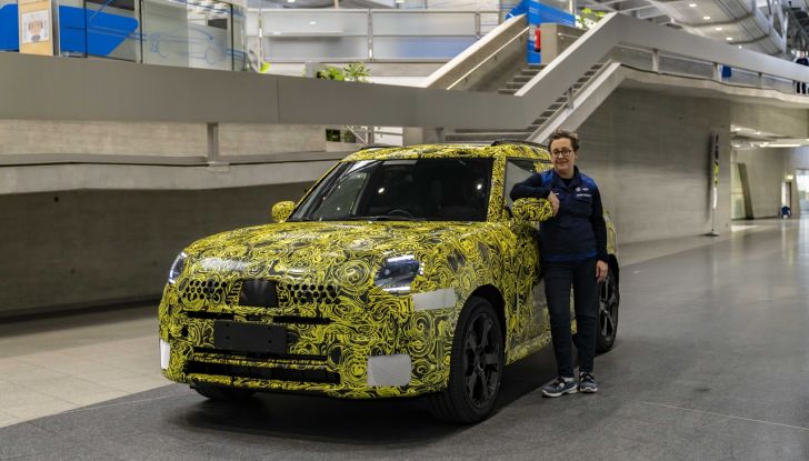 Mini Countryman: la nuova generazione elettrica verrà prodotta a Lipsia - Foto 4 di 36