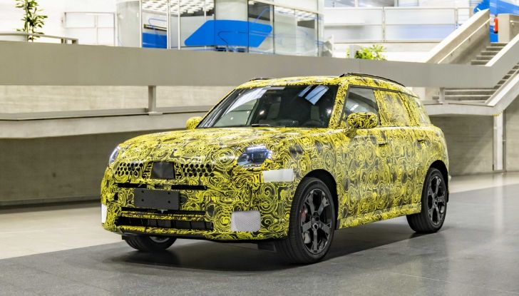 Mini Countryman: la nuova generazione elettrica verrà prodotta a Lipsia - Foto 30 di 36
