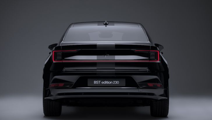 Polestar lancia l’edizione speciale Polestar 2 BST edition 230 - Foto 24 di 38