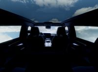 Renault Espace 2024: tetto panoramico particolarmente grande e design slanciato