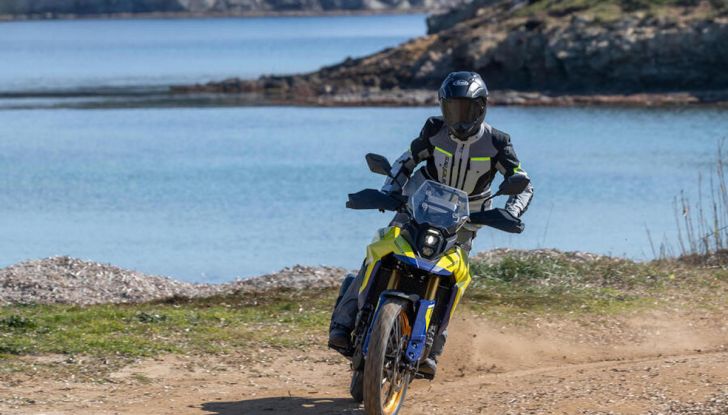 Suzuki V-Strom 800DE: per l’enduro e non solo - Foto 3 di 7