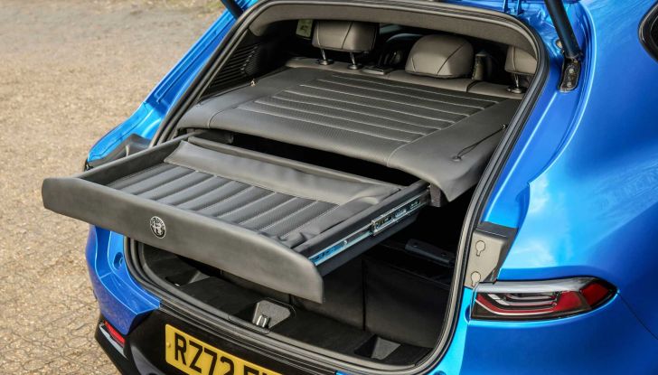 Alfa Romeo Tonale: c’è anche la versione per tutta la famiglia - Foto 7 di 12