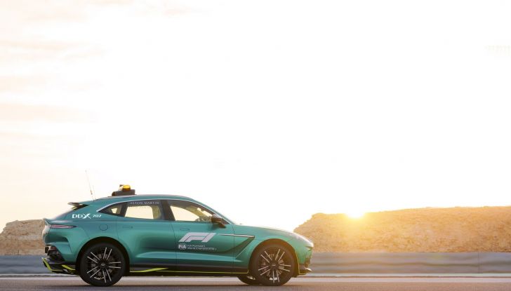Aston Martin DBX707: è la nuova medical car della F1 2023 - Foto 8 di 10