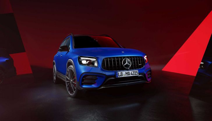 Mercedes GLB 2023: presentato il restyling del SUV a sette posti - Foto 11 di 14