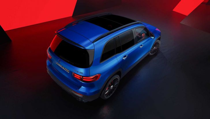 Mercedes GLB 2023: presentato il restyling del SUV a sette posti - Foto 7 di 14