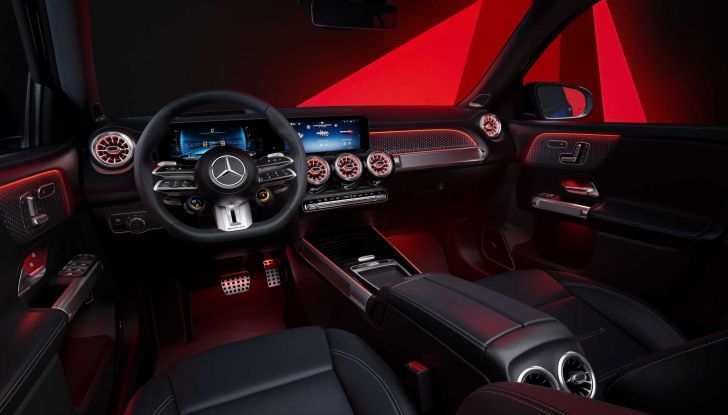 Mercedes GLB 2023: presentato il restyling del SUV a sette posti - Foto 5 di 14