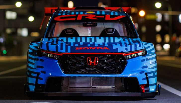 Honda CR-V Hybrid Racer: il SUV diventa un purosangue da corsa! - Foto 4 di 14