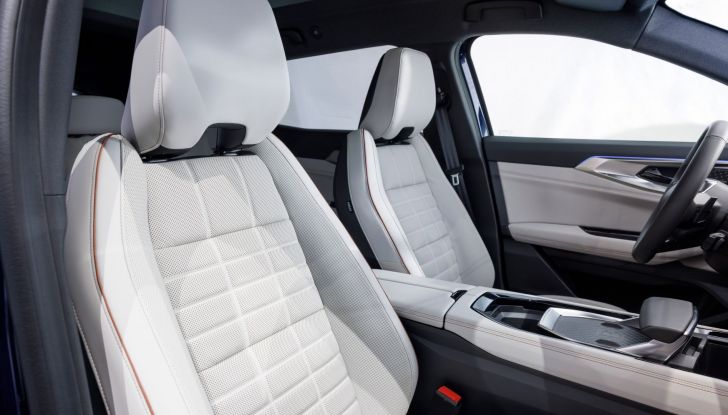 Nuova Renault Espace Hybrid 2023: la multispazio è diventata un SUV! - Foto 8 di 11